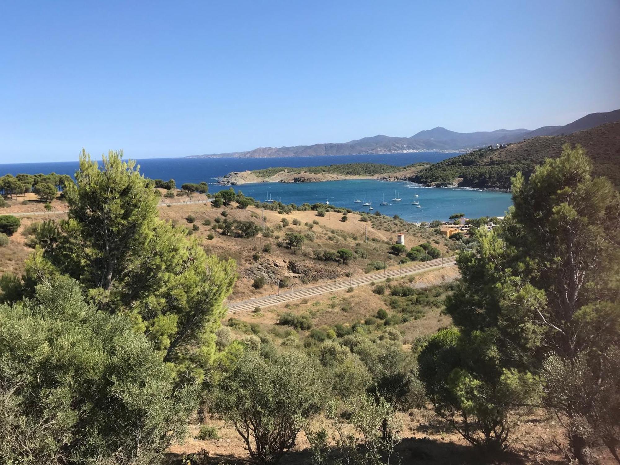 Stunning Sea Views From Luxury 4 Bed Apartment Close To Beach At Cap Ras Llança Exteriör bild